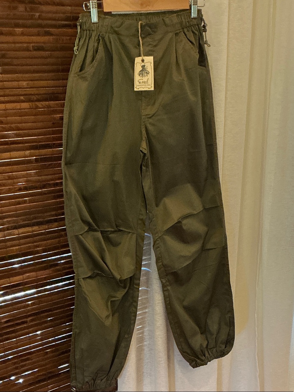 easel Olive Green Women’s Cargo Jogger Pants